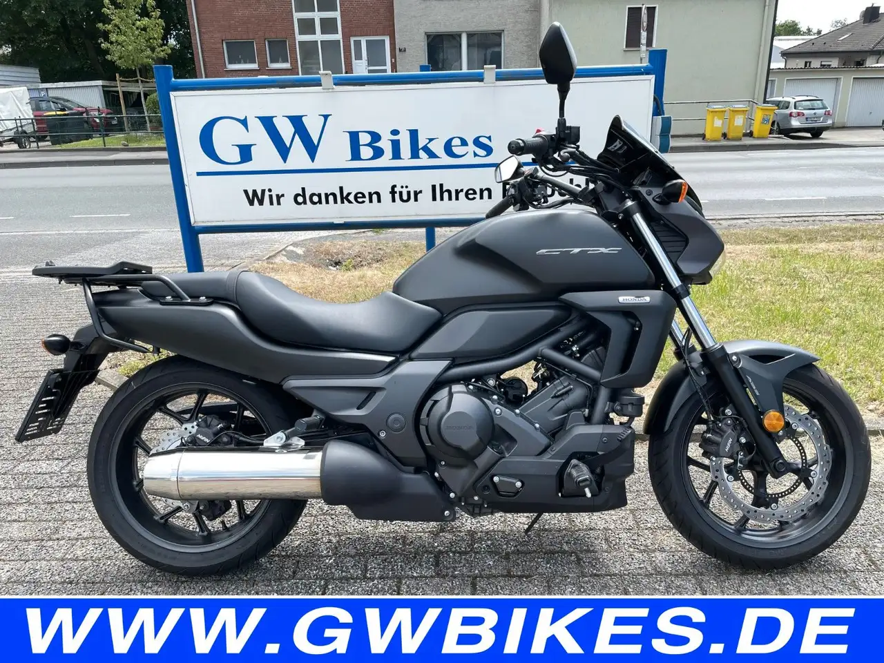 Honda CTX 700