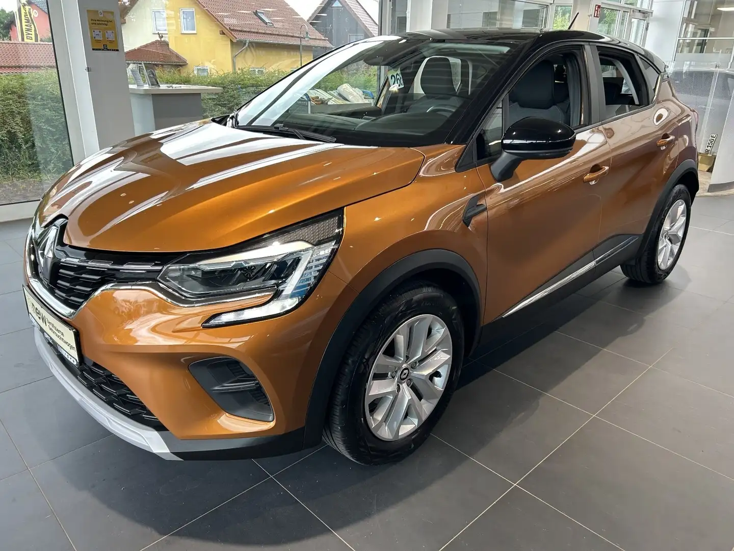 Renault Captur EXPERIENCE TCe 90 Oranje - 1