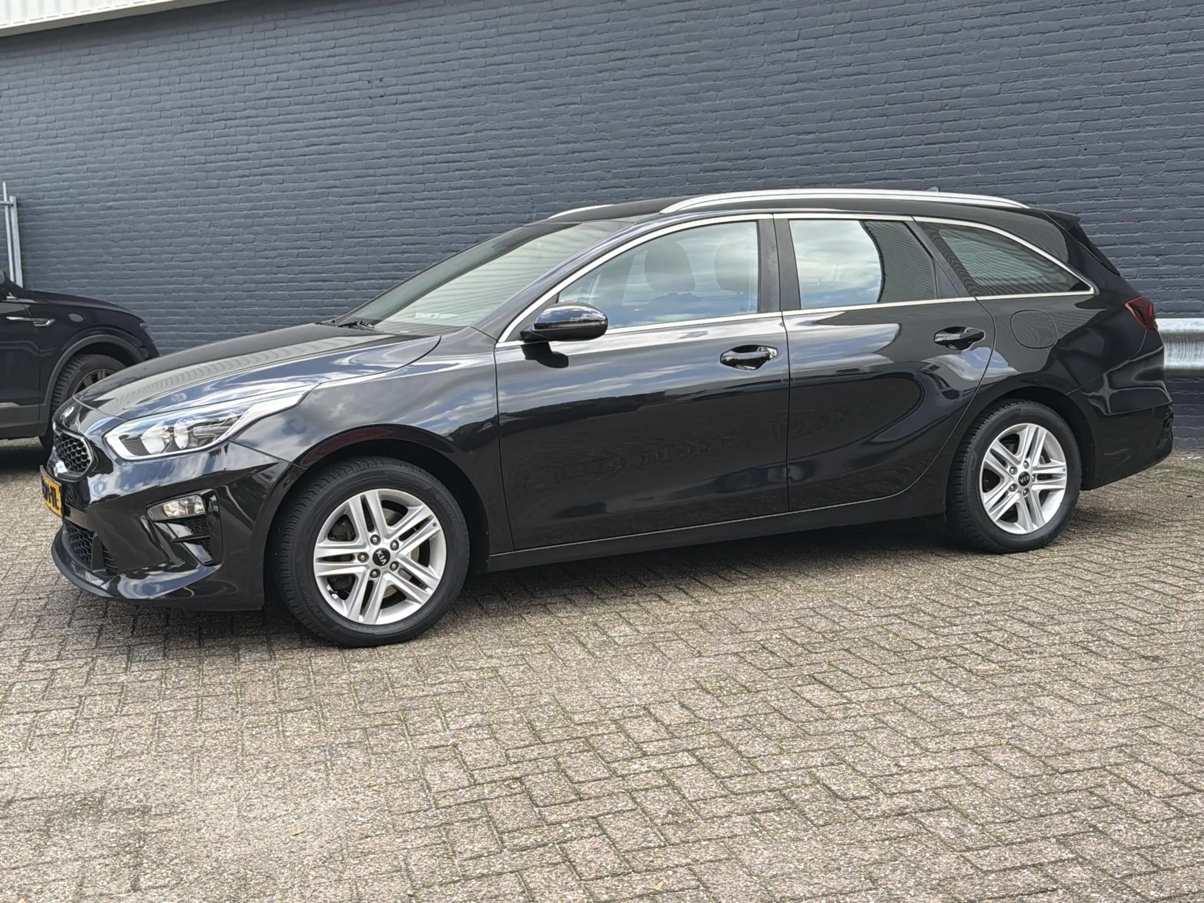 Kia Ceed SW / cee'd SW Sportswagon 1.0 T-GDi DynamicLine | € 6.200,- NETT — photo 7