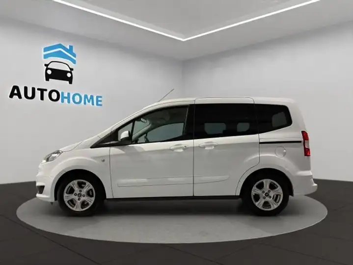 Ford Transit Courier 2015, foto 5