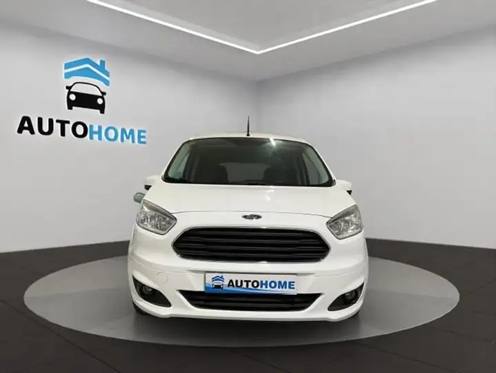 Ford Transit Courier 2015, foto 3