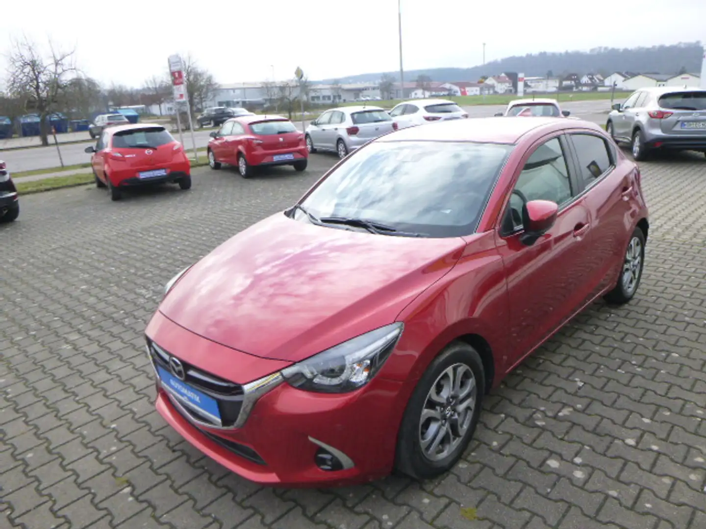 Mazda 2 SKYACTIV-G 90 Automatik, 1. Hand, Winterräder, TÜV Rot - 1