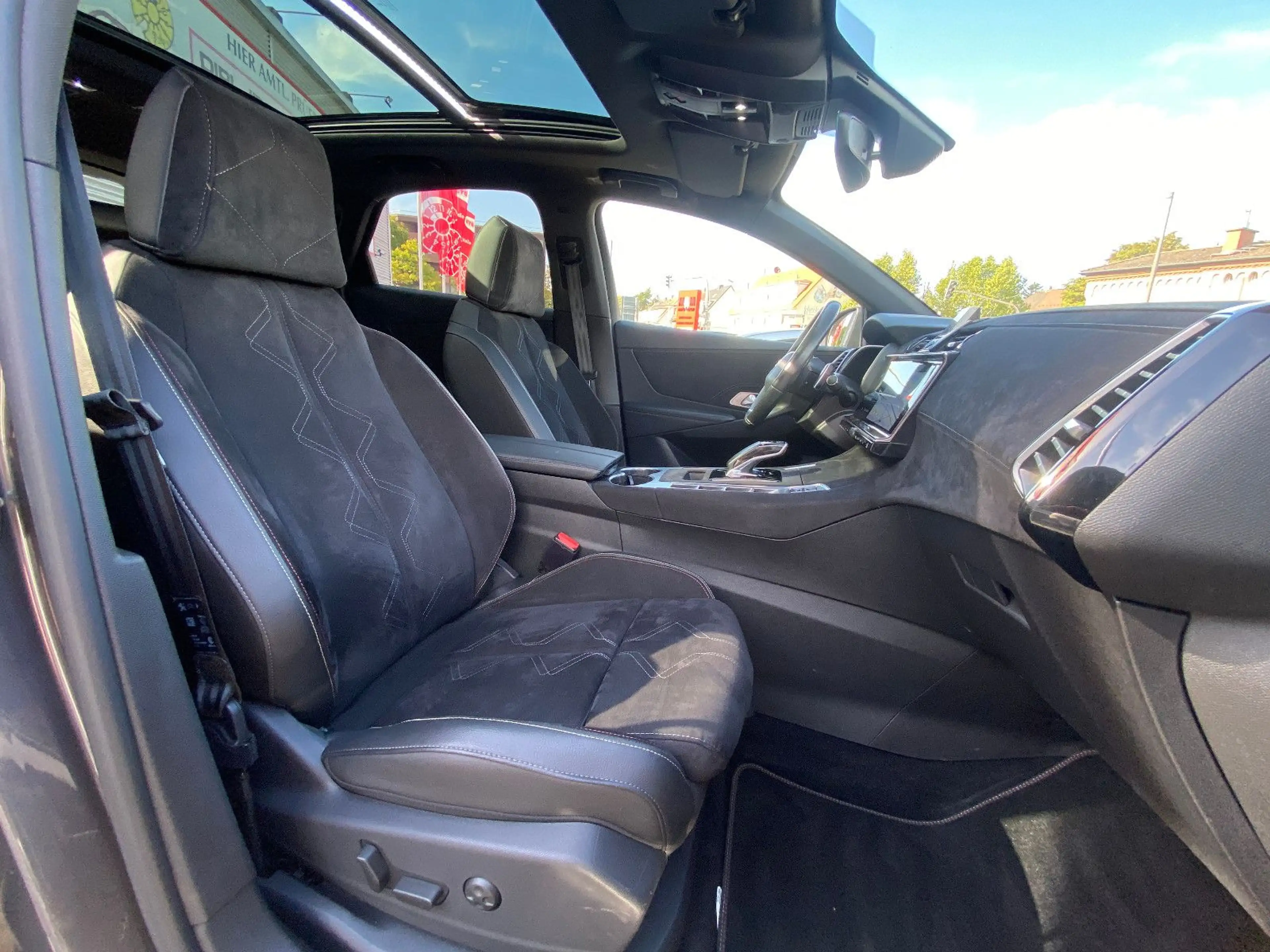 DS Automobiles DS 7 Crossback DS7 E-Tense 300 kW Performance Line + 4x4 — photo 8