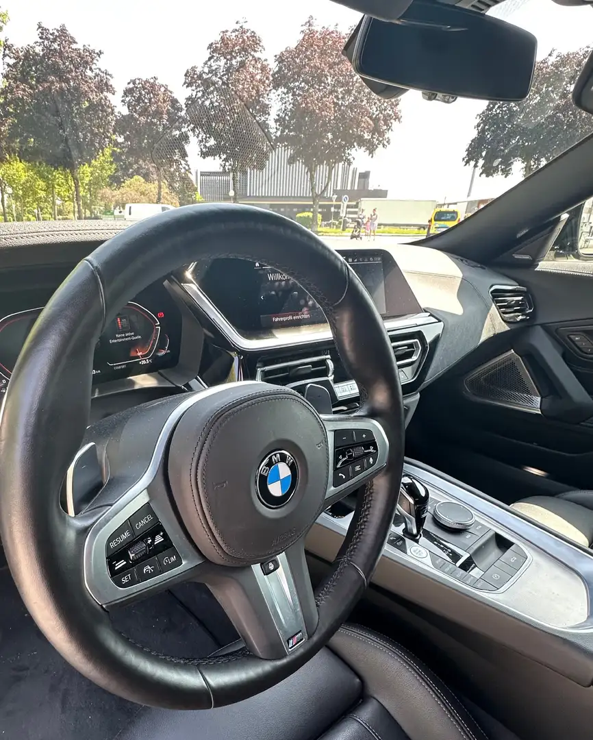 BMW Z4 M Z4 sDrive M40i Aut. Schwarz - 2