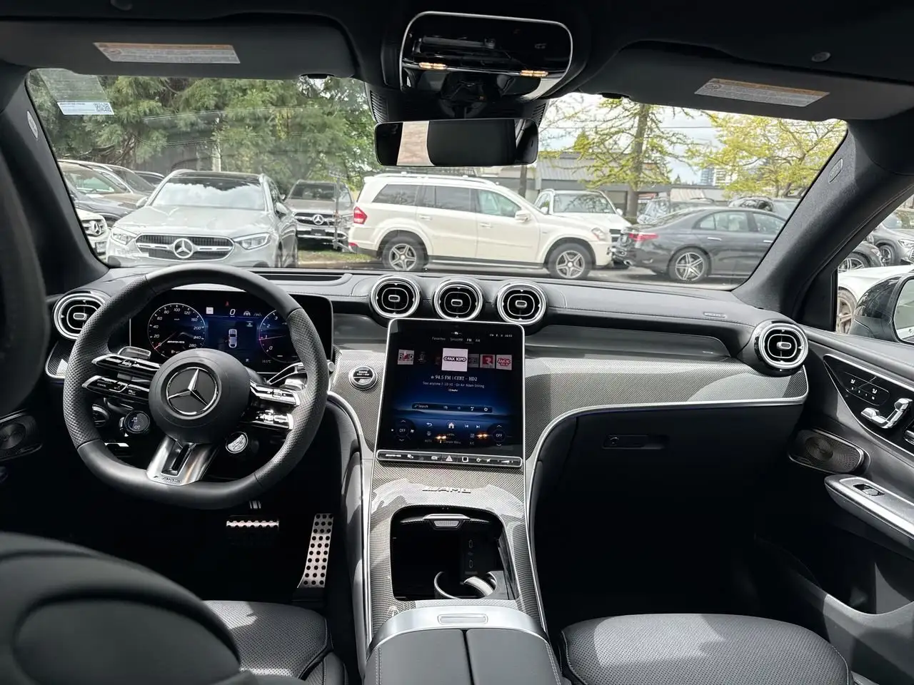 Mercedes-Benz GLC снимка Mercedes-Benz GLC