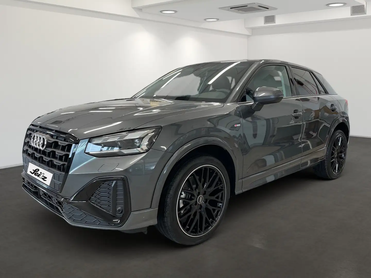 Audi Q2 35 TDI quattro S line *AHK*NAVI*KAMERA* Grau - 2