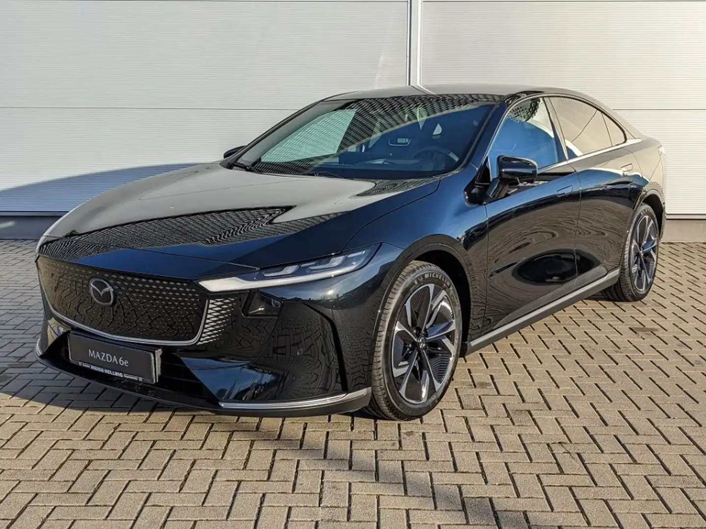 Mazda 6e EV (245PS) Long Range Takumi Panoramadach Schwarz - 2