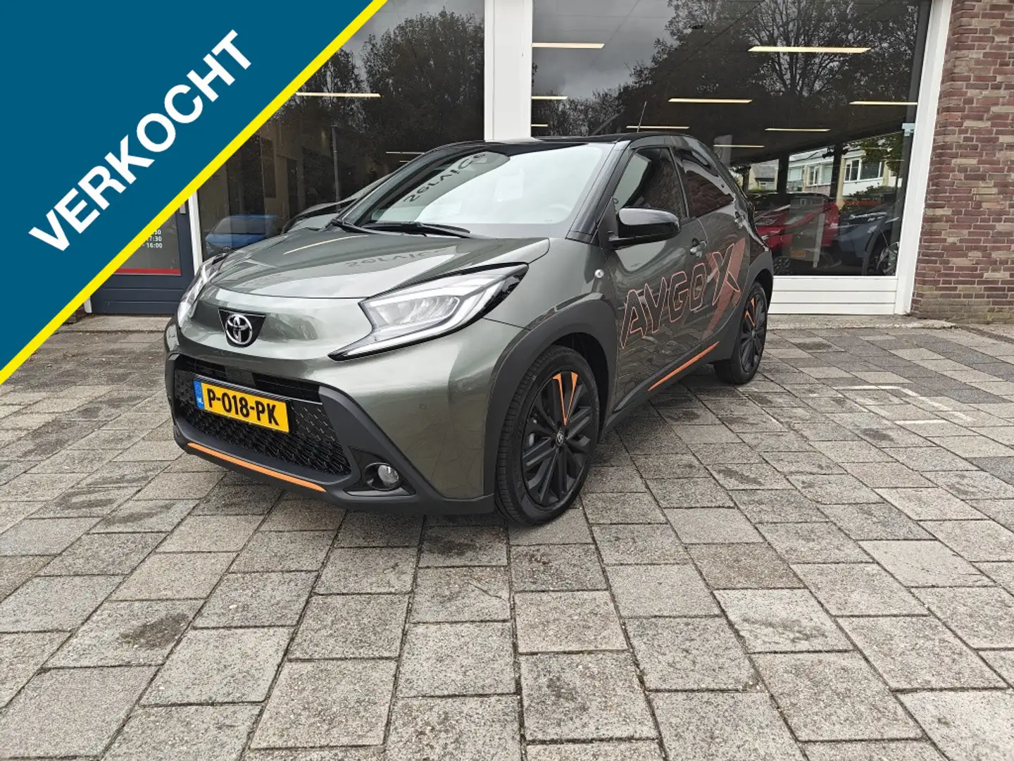 Toyota Aygo X 1.0 VVT-i S-CVT Limited Vert - 1