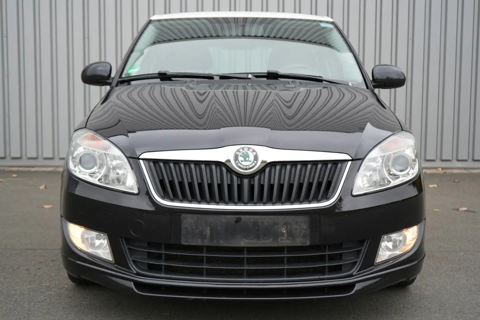 Skoda Fabia Ambiente 1,2 Gepflegt HU 11/26 Klima SHZ Noir - 2