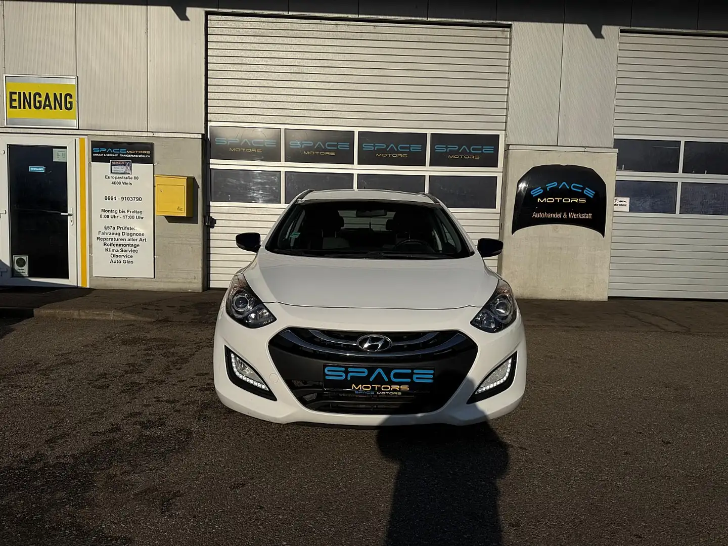 Hyundai i30 1,4 CVVT Europe Weiß - 2