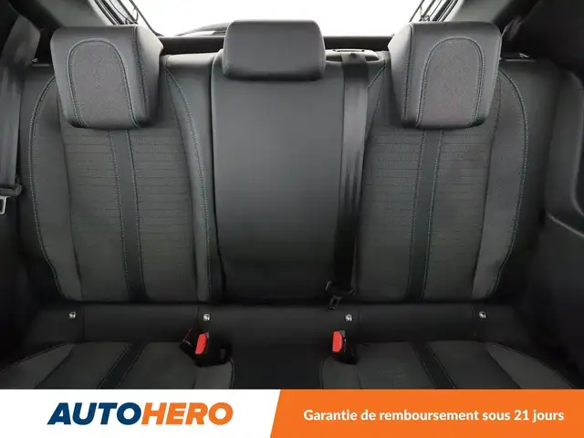 Peugeot 208 view 15