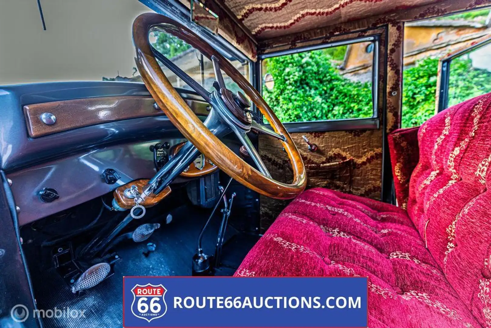 Buick Master Deluxe Schwarz - 2