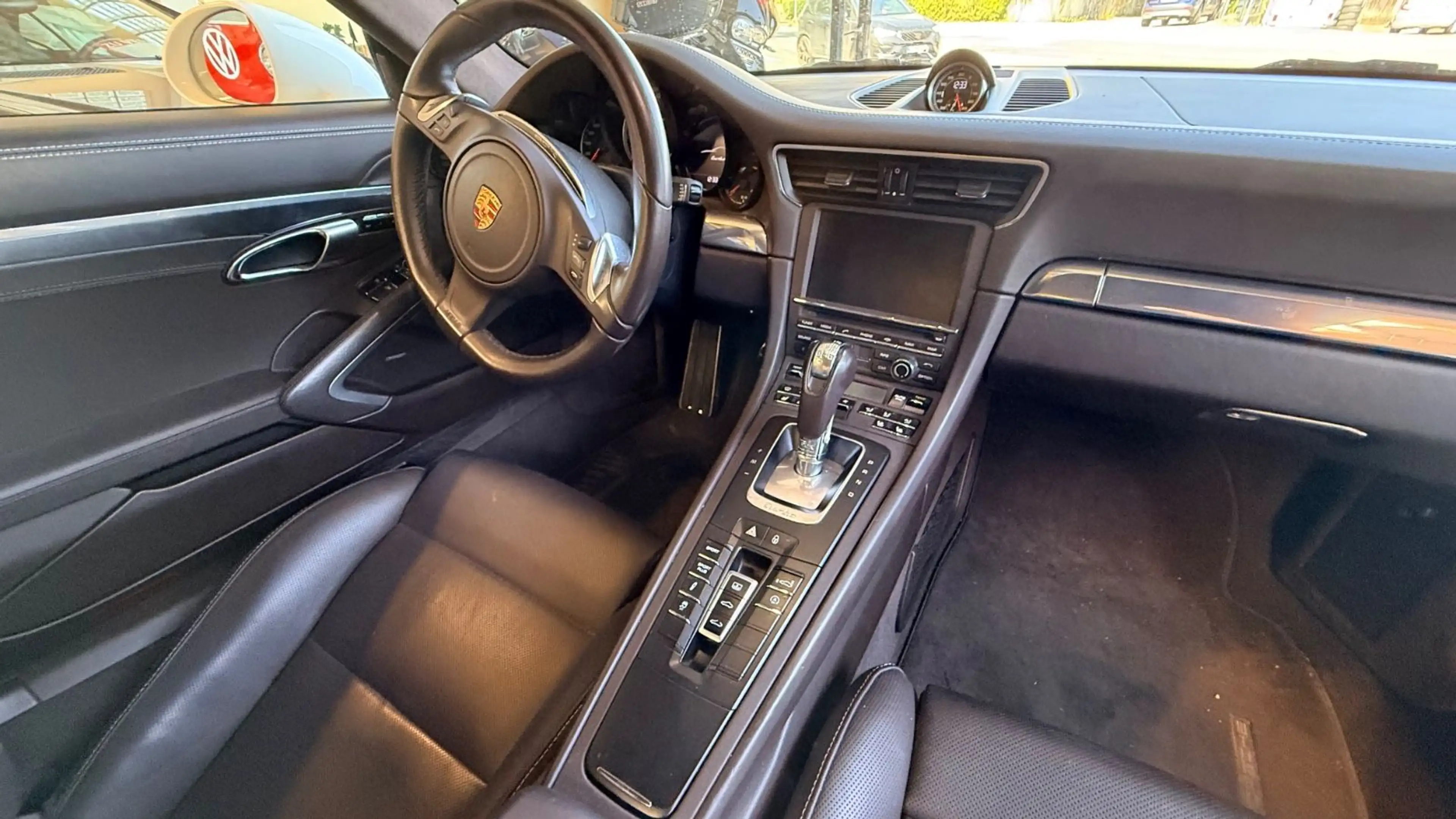 Porsche 911 Turbo — photo 8
