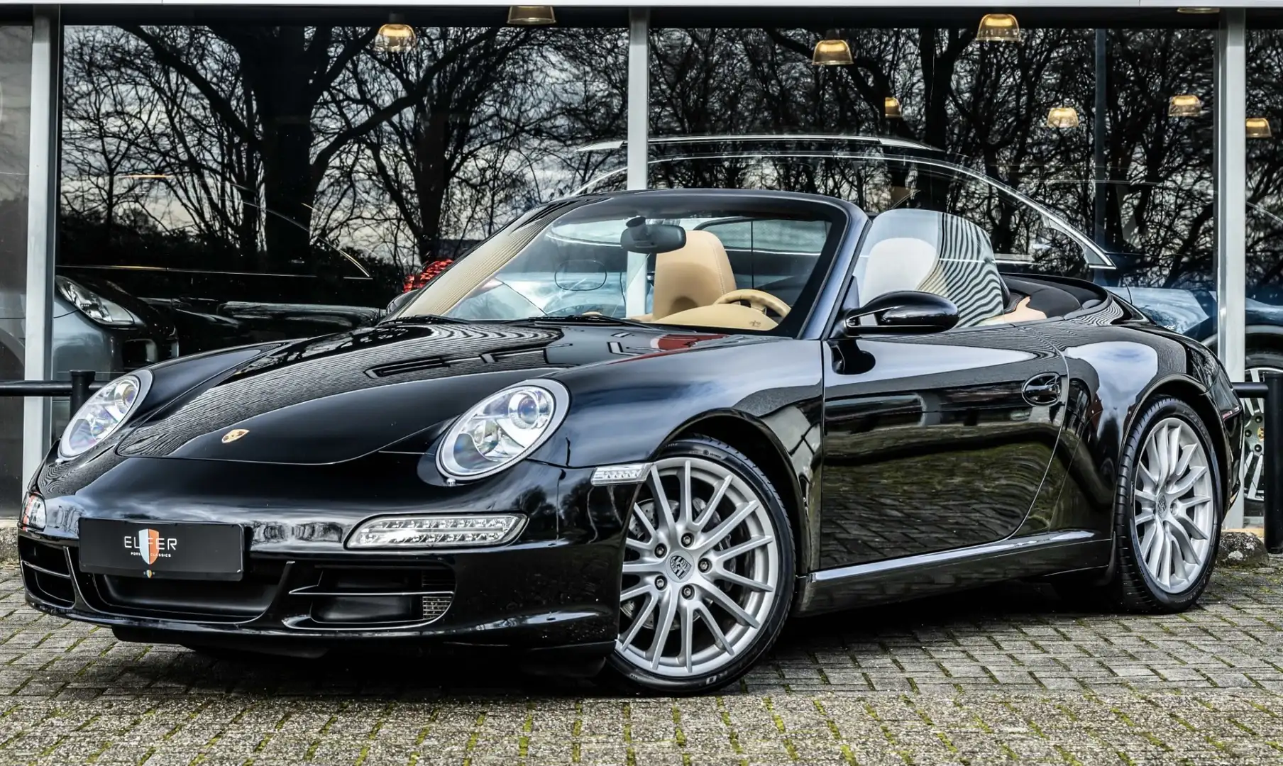 Porsche 997 Carrera Cabrio Schwarz - 2