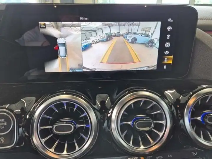 Mercedes-Benz GLA 2023, foto 19