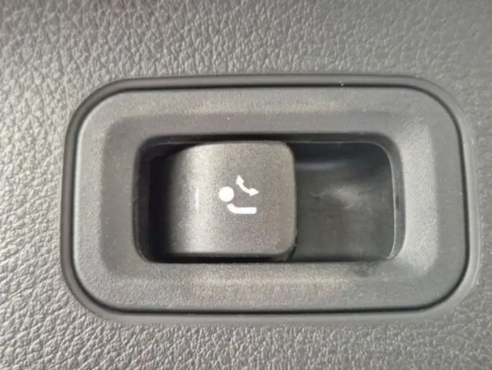 Mercedes-Benz GLA 2023, foto 26
