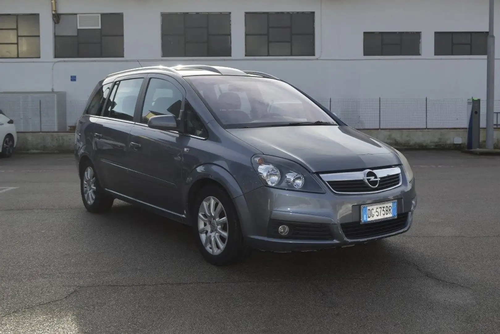 Opel Zafira 1.9 CDTI 101CV Cosmo Grigio - 1