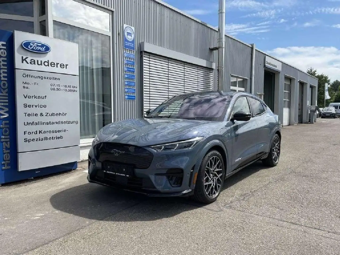 Ford Mustang Mach-E GT AWD Bleu - 1