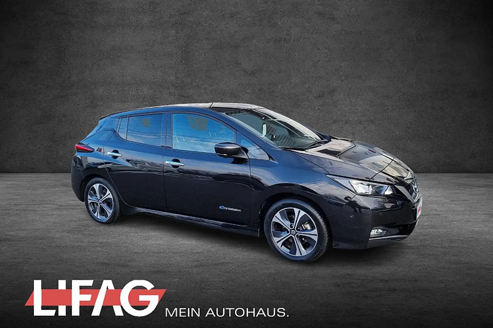 Nissan Leaf Tekna 40kWh *ab € 26.990,-* Schwarz - 2