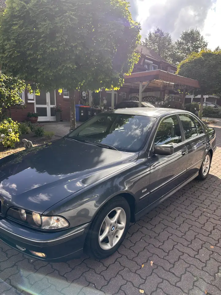 BMW 520i, foto 3