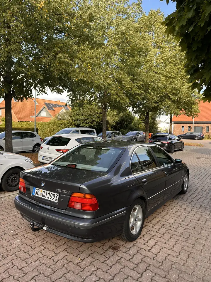 BMW 520i, foto 6