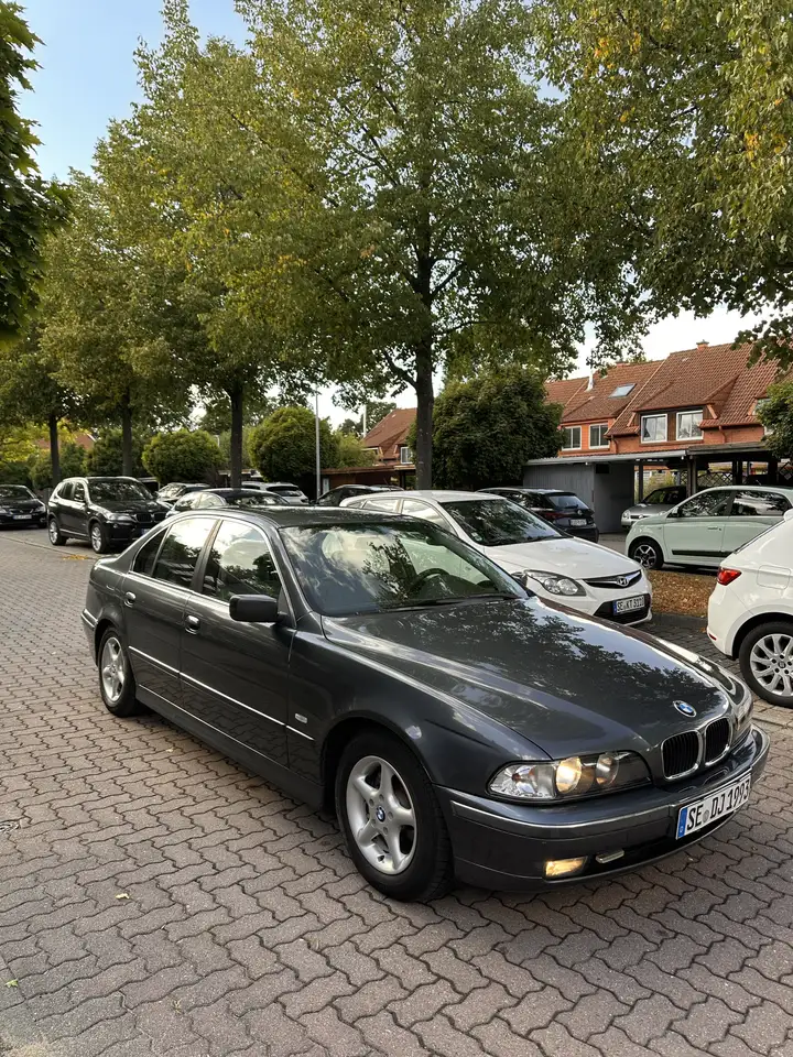 BMW 520i, foto 7
