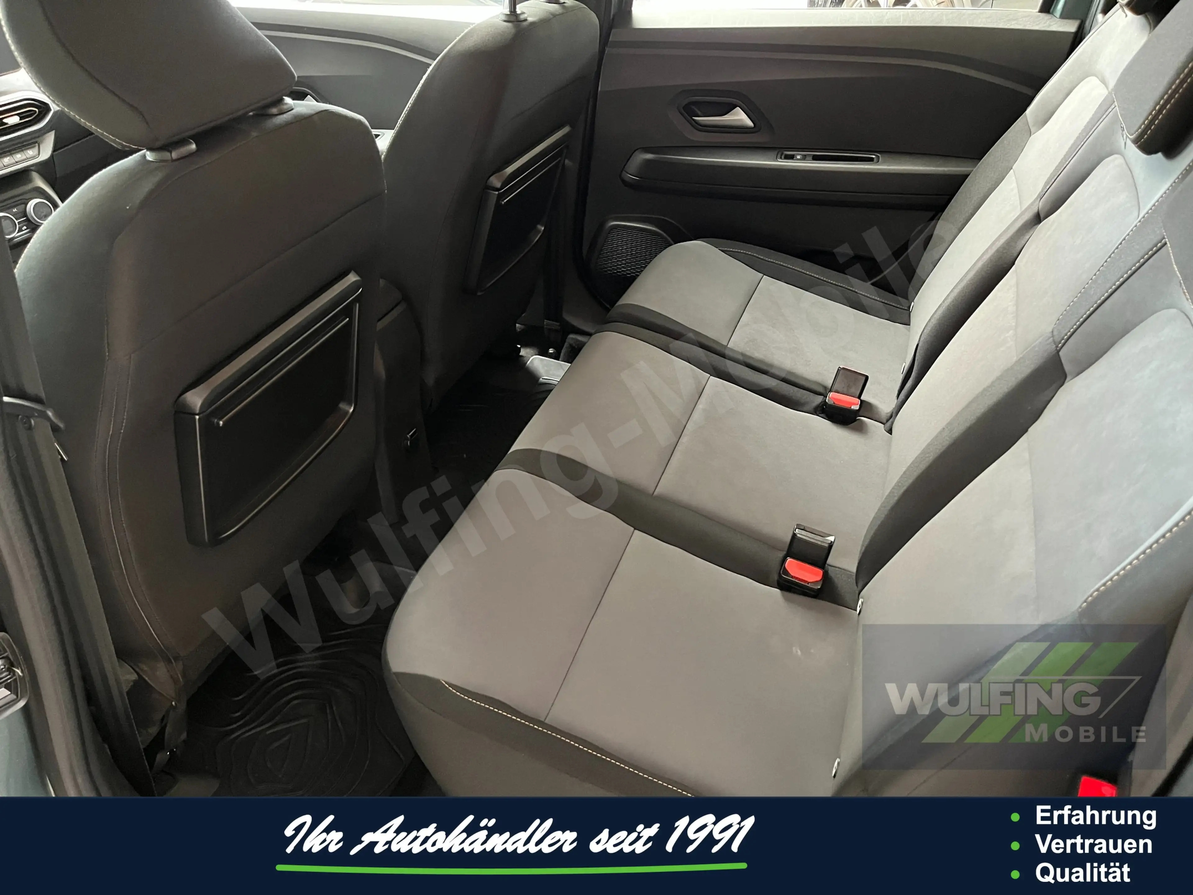 Dacia Jogger TCE110 Extreme, City-Pak.,Navi, RF-Kam. — photo 28