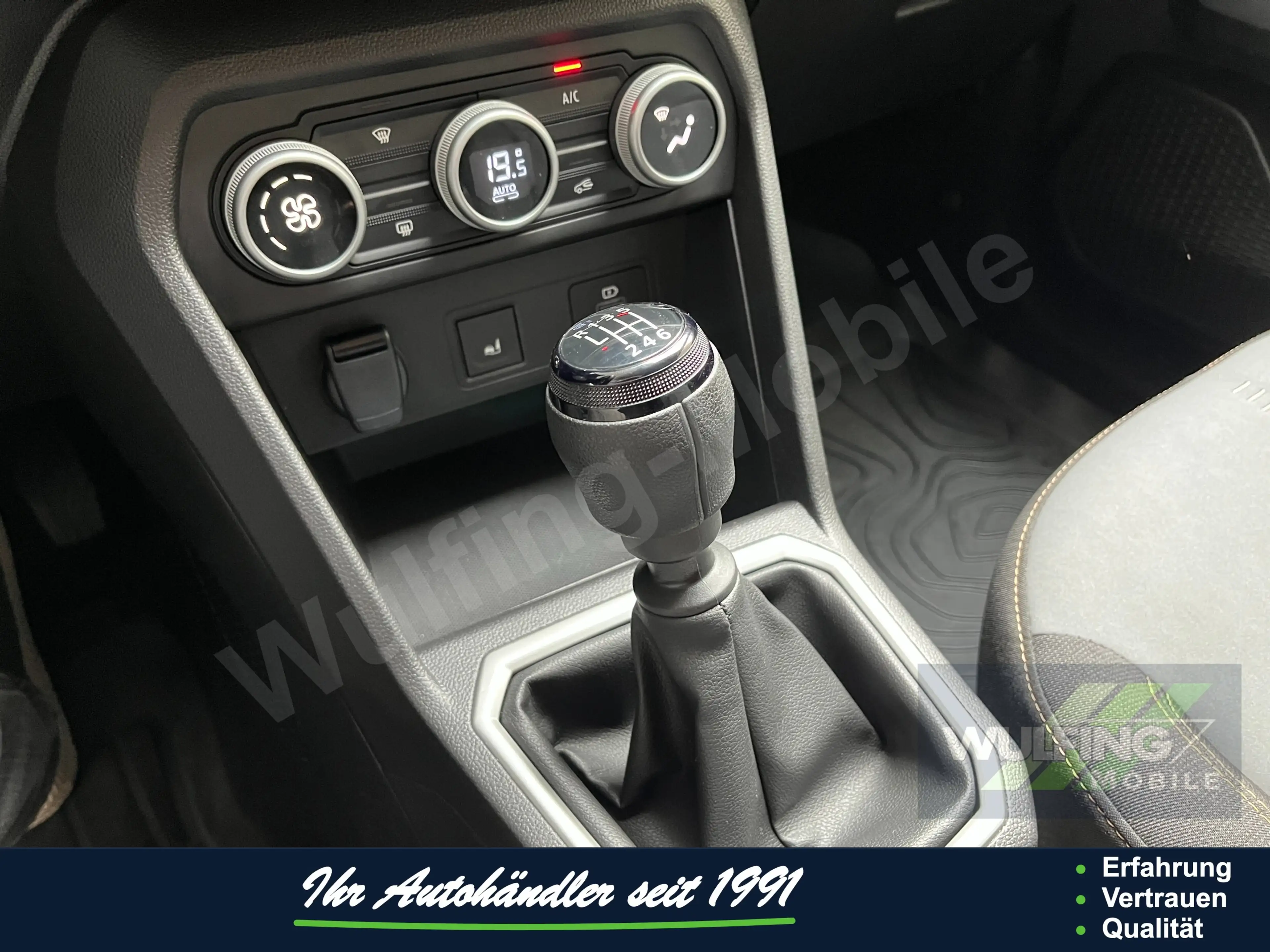 Dacia Jogger TCE110 Extreme, City-Pak.,Navi, RF-Kam. — photo 13