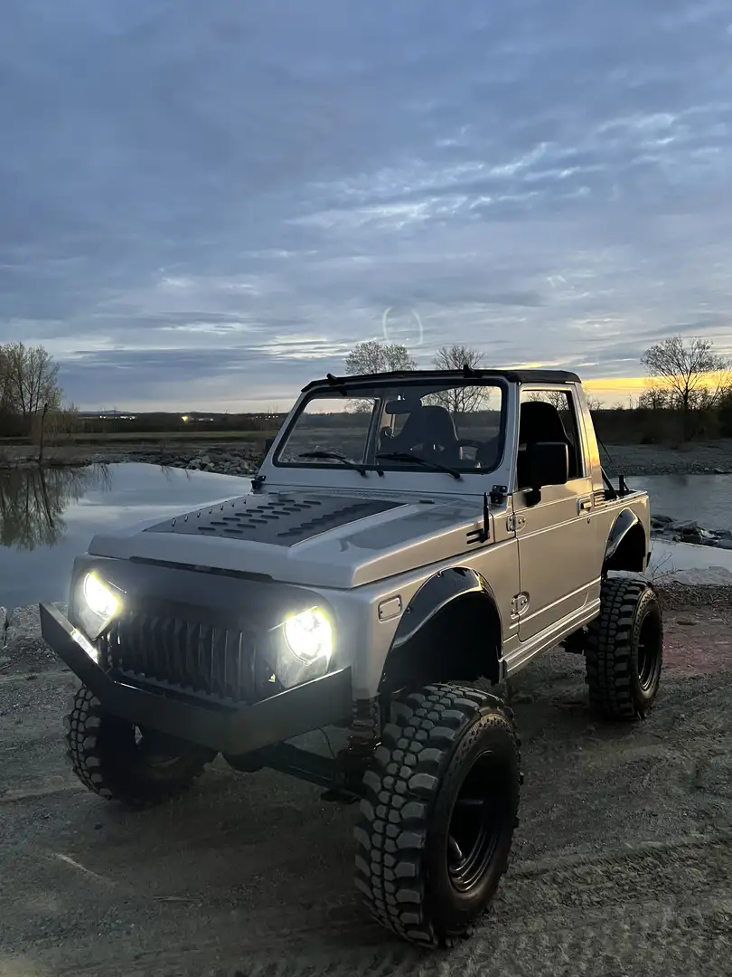 Suzuki Samurai 413 totalmente restaurato - 2