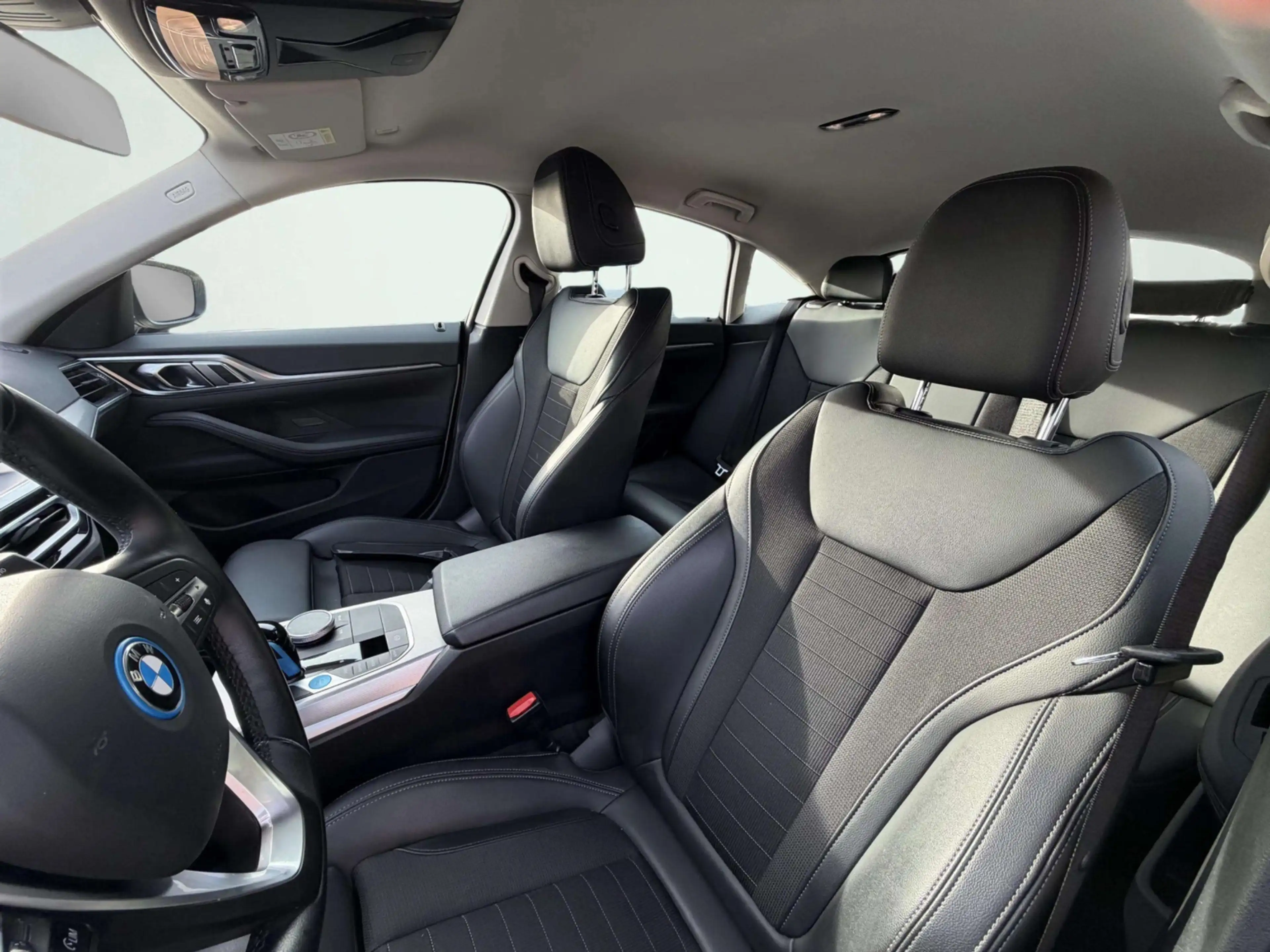 BMW i4 EDrive40 84 kWh | SOH ..% | Adapt. Cruise | Camera — photo 9