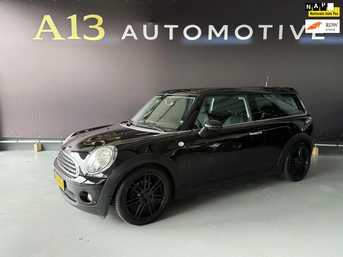 MINI One Clubman Mini 1.6 Pepper airco 18inch black on black Noir - 1