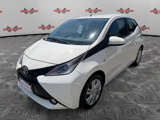 Toyota Aygo view 4
