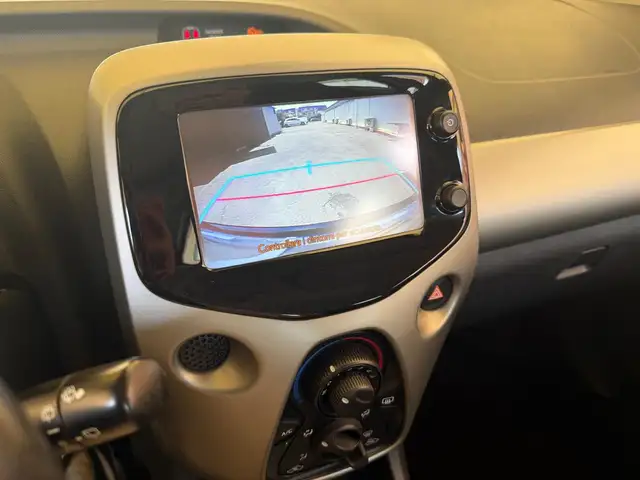 Toyota Aygo view 11
