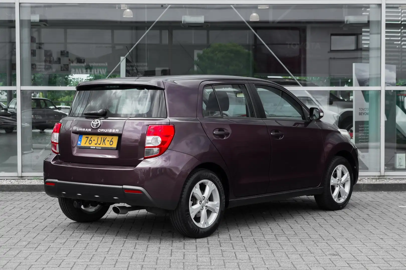 Toyota Urban Cruiser 1.3 VVT-I Aspiration Violett - 2