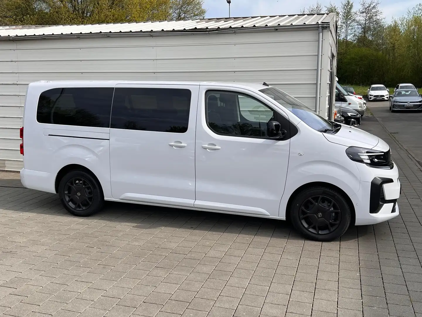 Opel Zafira Life Business Edition 2.0 D AT8 *NAVI*KAMERA*SHZ 130... Weiß - 2