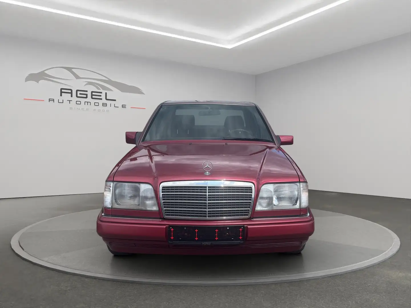 Mercedes-Benz E 220 Schiebedach*LMF 16Zoll*Elektr. Fensterheber* Rot - 1
