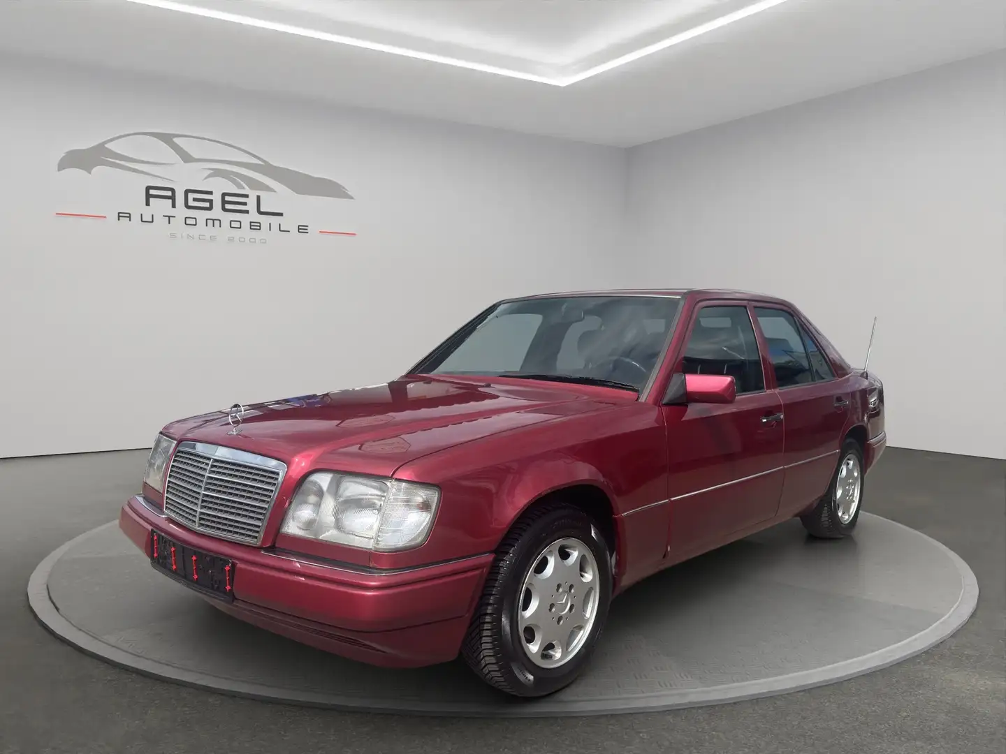 Mercedes-Benz E 220 Schiebedach*LMF 16Zoll*Elektr. Fensterheber* Rot - 2