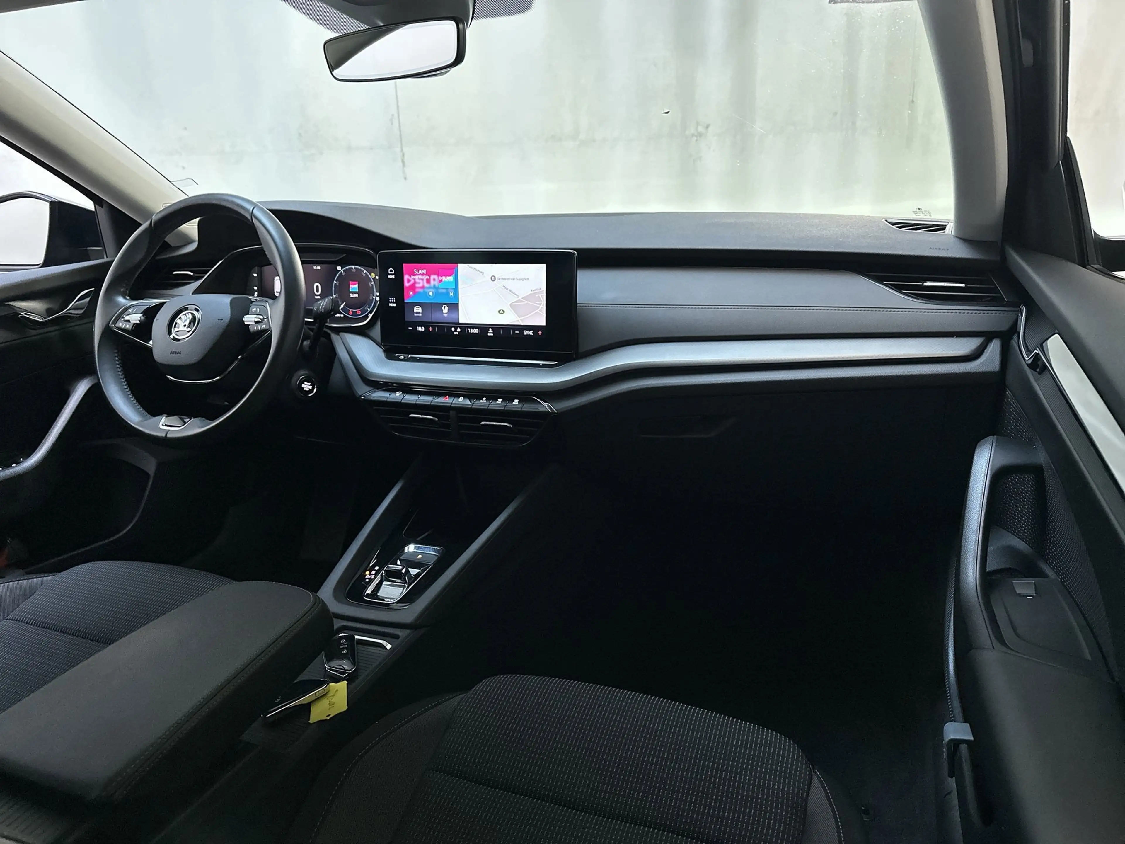 Skoda Octavia Combi 1.0 e-TSI 110pk DSG Ambition Navigatie Trekh — photo 2