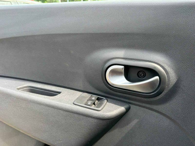 Dacia Dokker 1.2 TCe Stepway+NAVI+KLIMA+2XSCHIEBETÜR+T-LEDER — photo 5