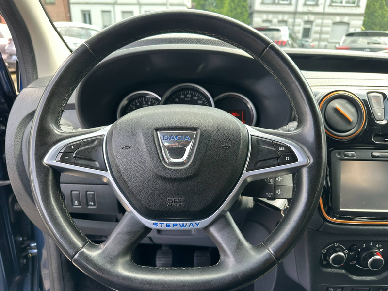 Dacia Dokker 1.2 TCe Stepway+NAVI+KLIMA+2XSCHIEBETÜR+T-LEDER — photo 10