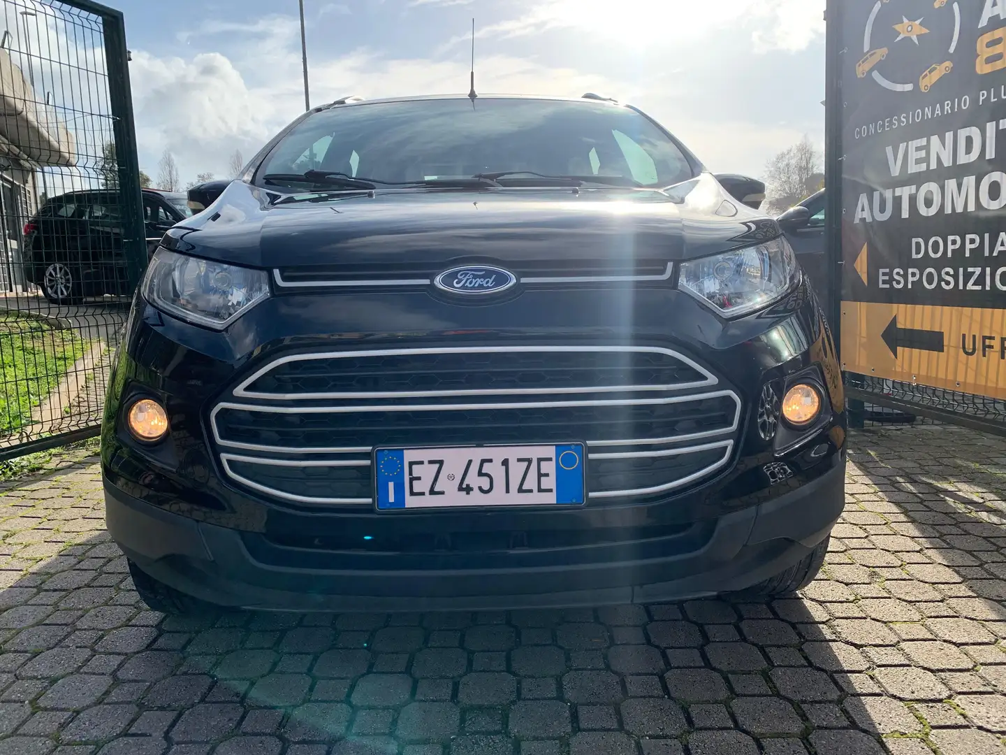 Ford EcoSport EcoSport 1.0 ecoboost Plus 125cv Чорний - 2