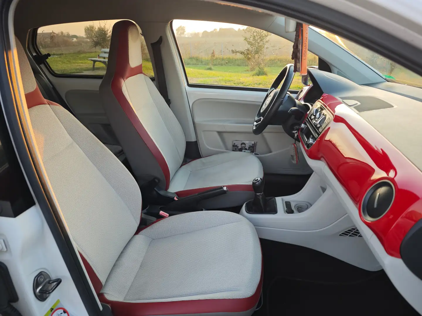 Volkswagen up! up! 2012 5p 1.0 eco High 68cv Bianco - 2