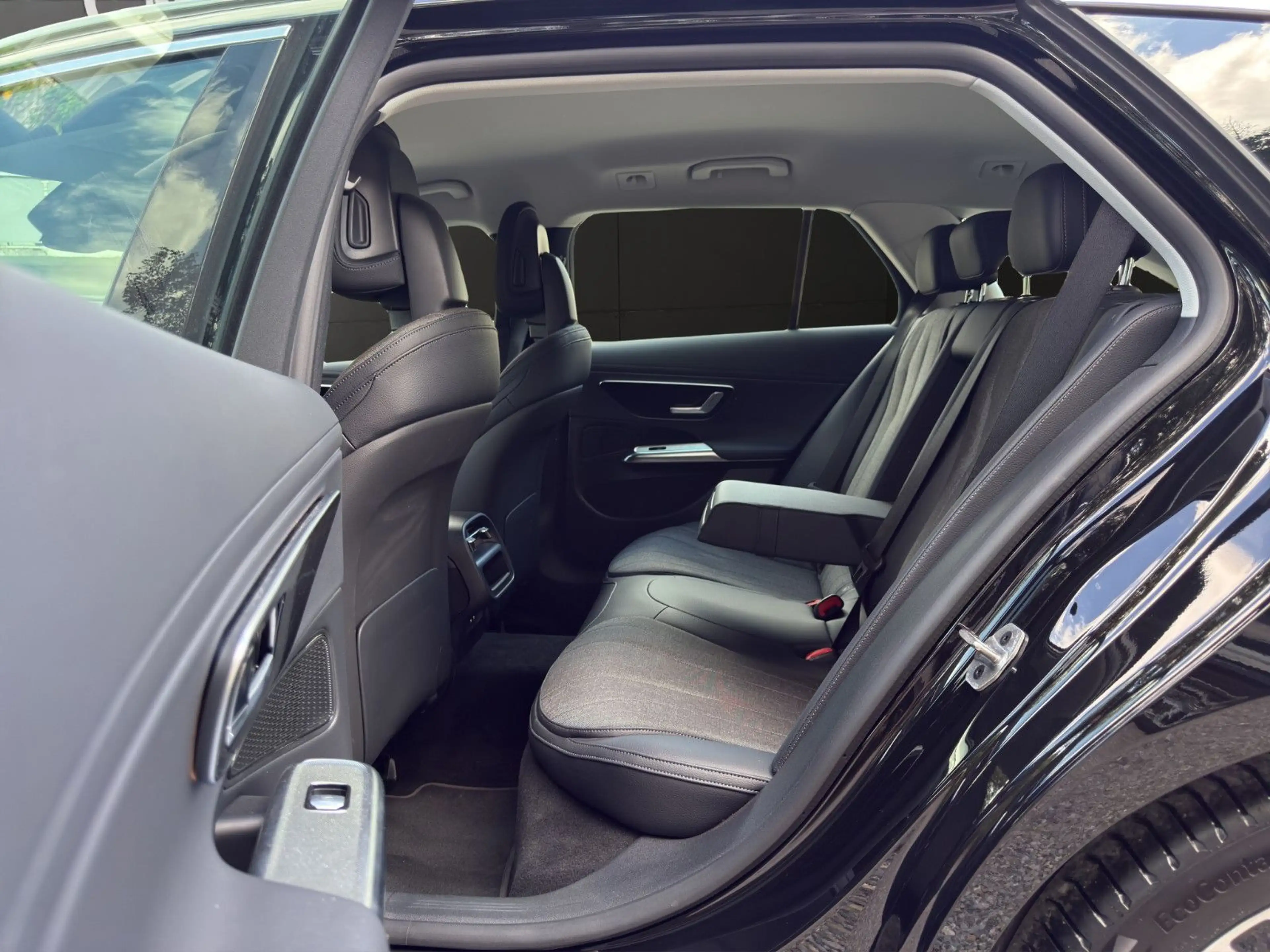 Mercedes-Benz E 220 d T-4Matic Avantgarde AHK — photo 13