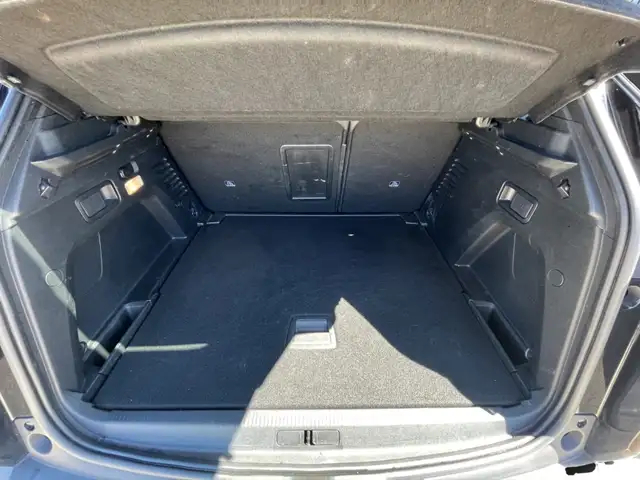 Peugeot 3008 view 7