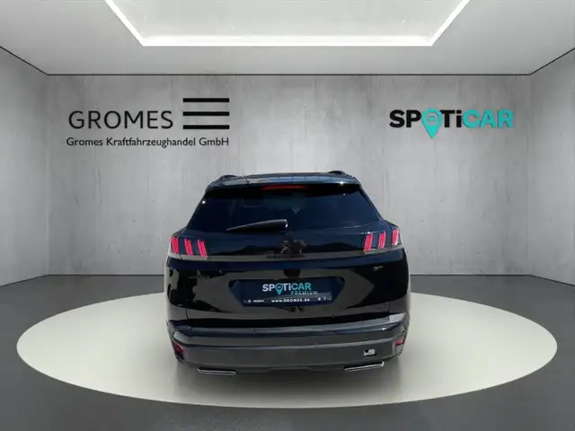 Peugeot 3008 view 4