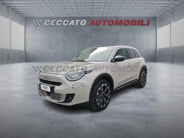 Fiat 600 600 1.2 hybrid La Prima 110cv auto