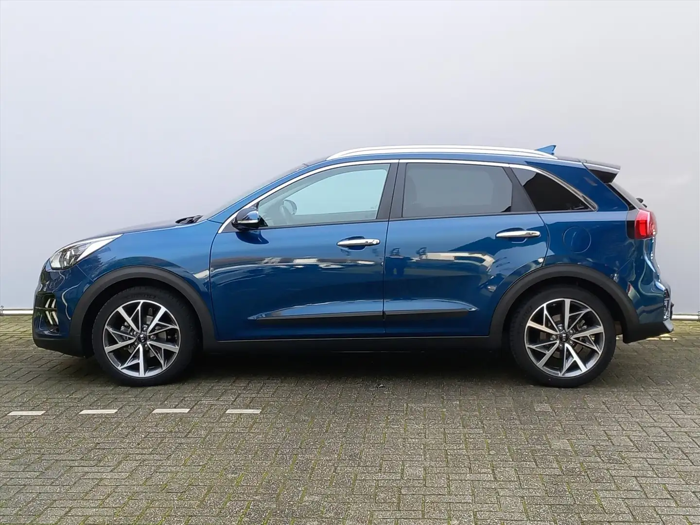 Kia Niro 1.6 GDi Hybrid 141pk DCT6 DynamicPlusLine l Trekha Blauw - 2