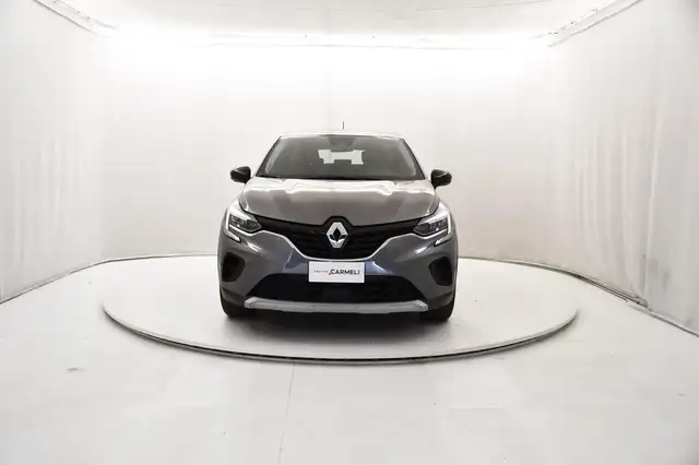 Renault Captur view 5