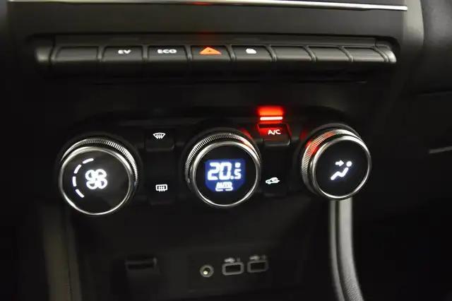 Renault Captur view 11