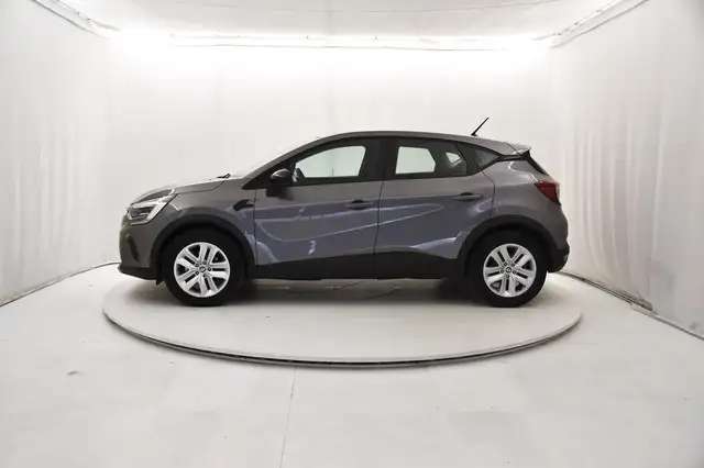 Renault Captur view 2